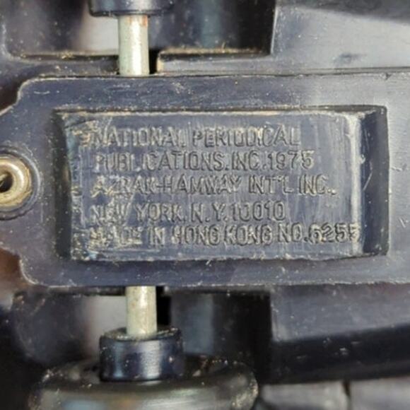 Batman 1975 Hong Kong Azrak Hamway Plastic Friction Batplane Toy DC Comics - Picture 7 of 8